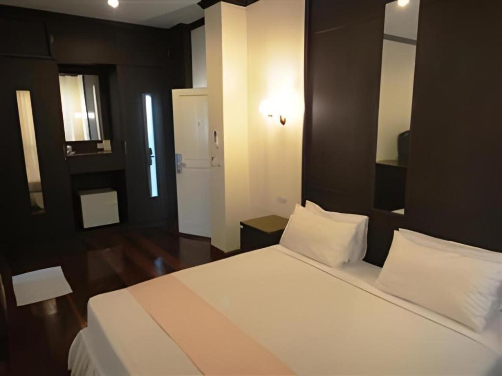 เกษมการ์เดน โฮเต็ล สุรินทร์ Hotel Ban Nong Tao ภายนอก รูปภาพ